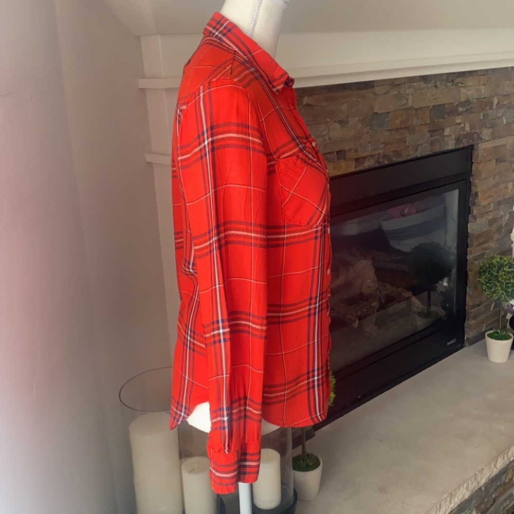 🍁Hello Fall 🍁 Soft Linen Button Down Flannel 🍁 - Picture 2 of 9